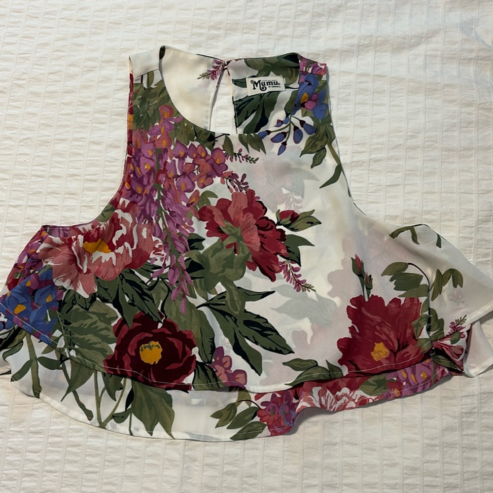 Show Me Your MuMu Flowy Cropped Tank in floral print